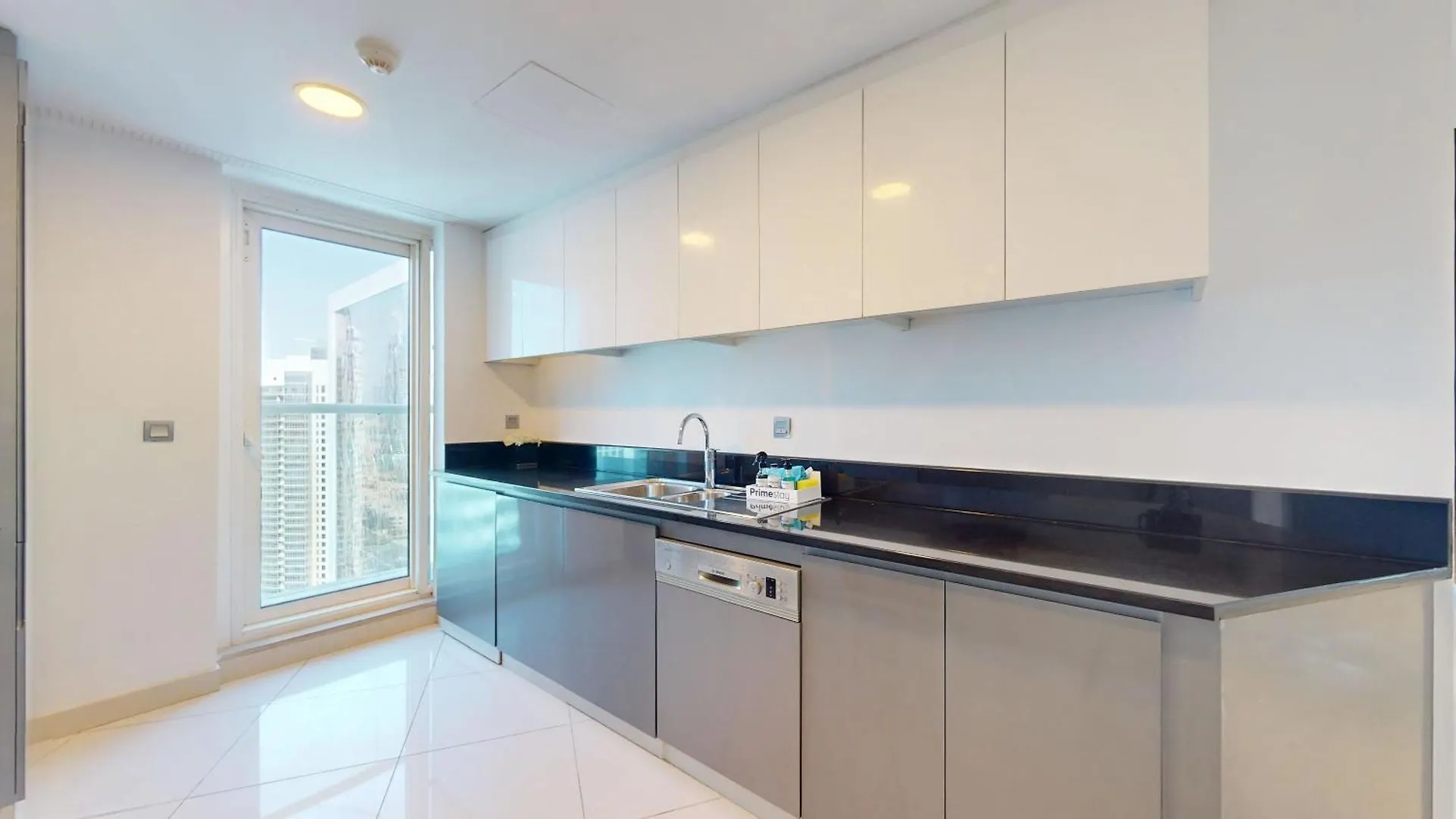 Pvh - Stylish 1Br With City And Canal View - Prive Dubai Apartment
