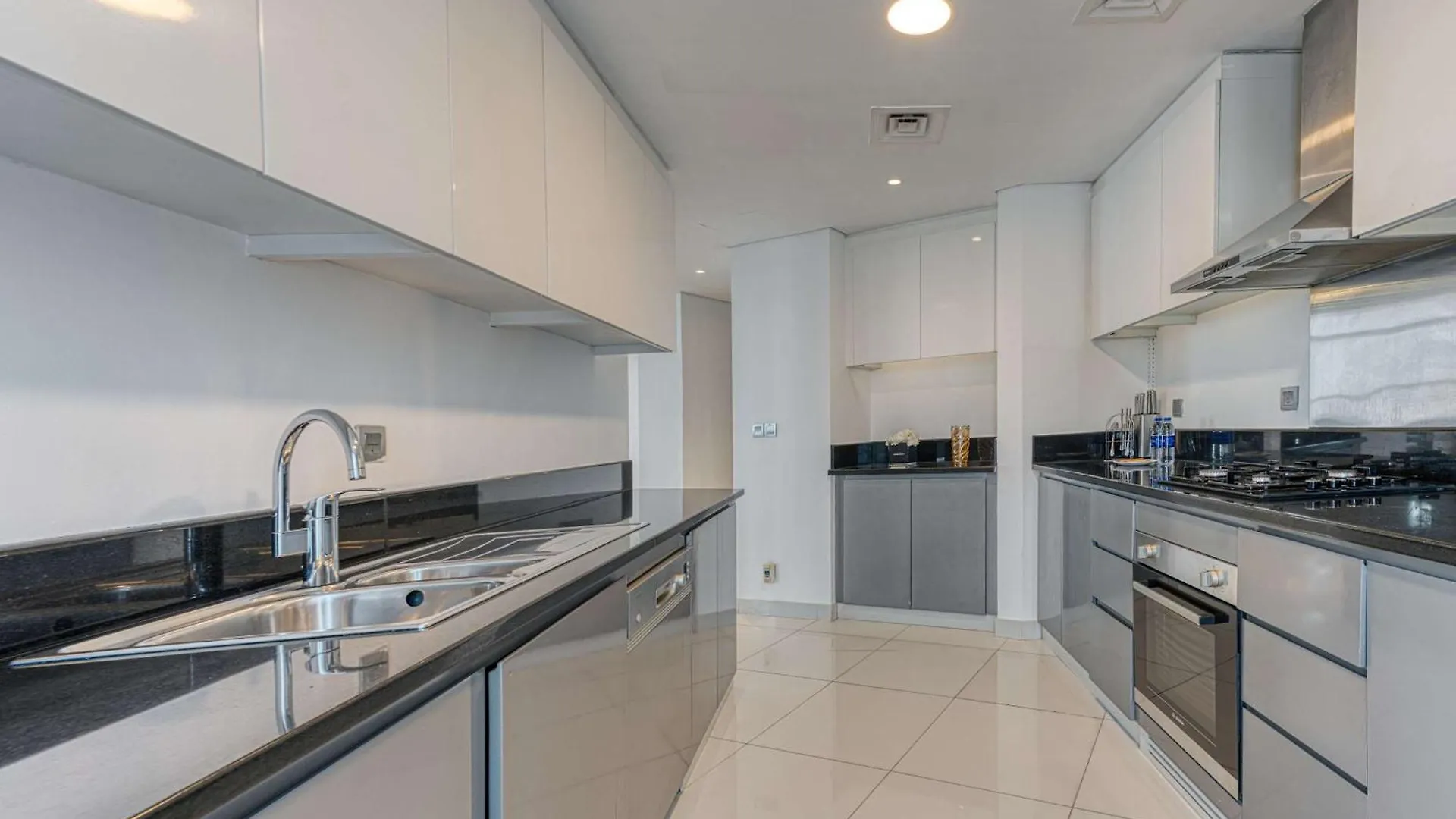Apartment Pvh - Stylish 1Br With City And Canal View - Prive Dubai United Arab Emirates