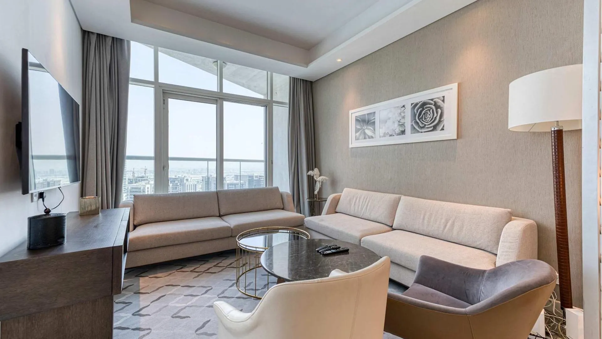 Pvh - Stylish 1Br With City And Canal View - Prive Dubai